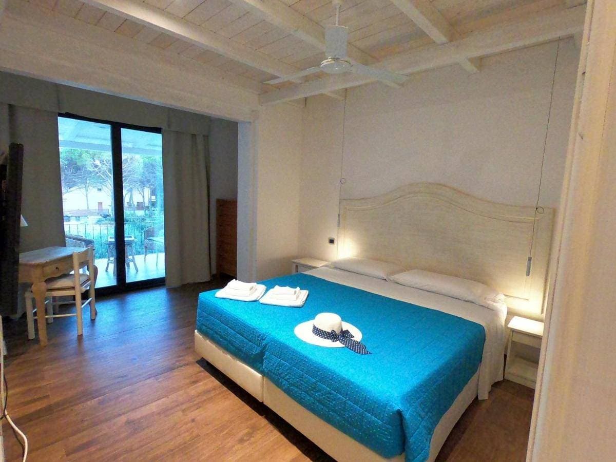 Foto 2 von 11: Double or Twin Room
