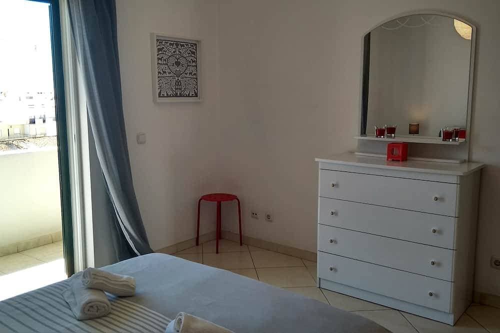 Foto 3 von 17: 2F Geräumiges Apartment mit 1 Schlafzimmer und Grill