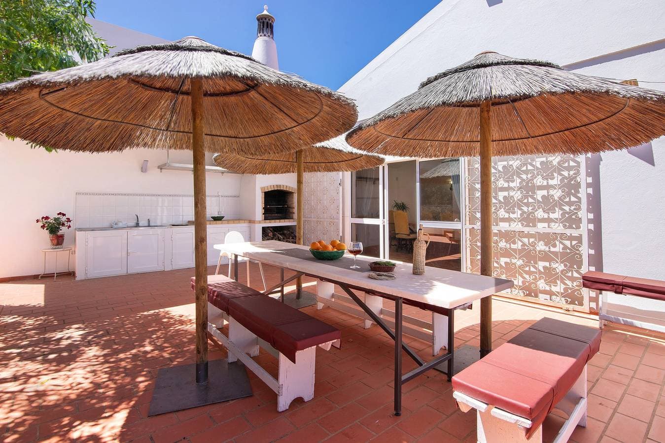 Foto 4 von 39: Villa Monte do Pataco mit privatem Pool, Terrasse und WLAN