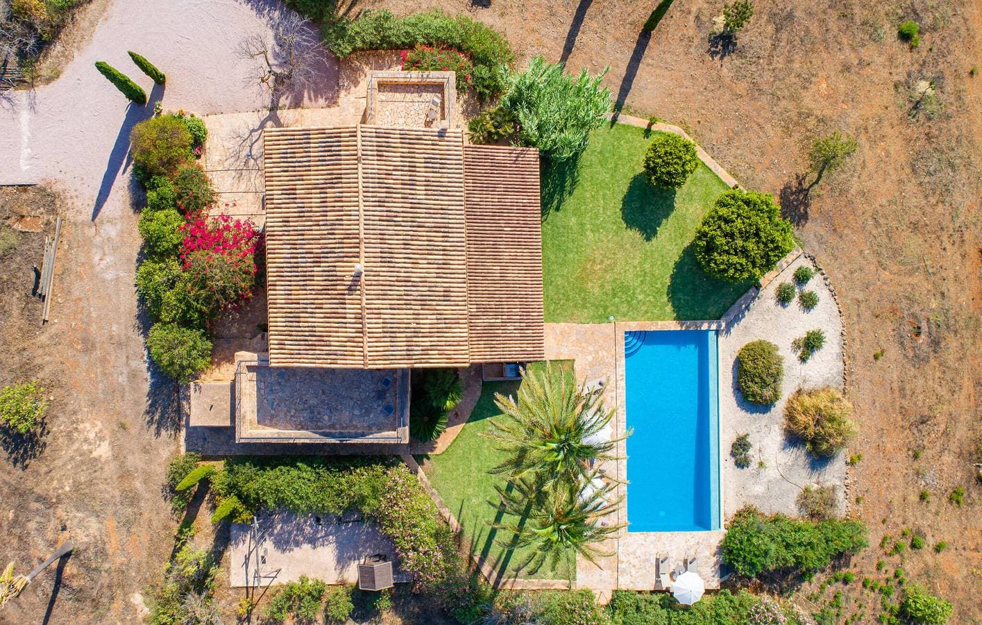 Foto 7 von 61: Meerblick-Apartment mit Terrasse, Pool und Küche