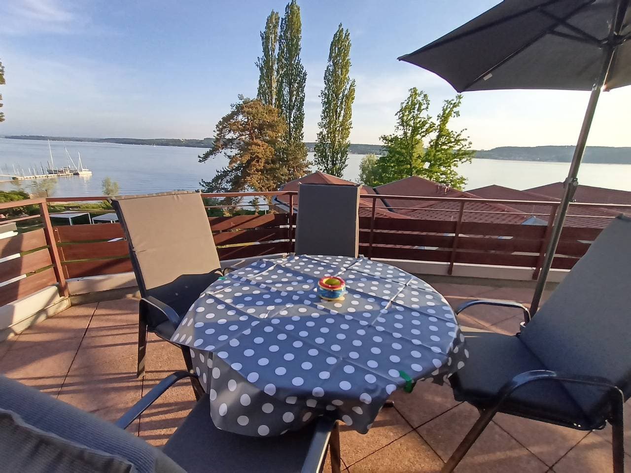 Foto 2 von 24: BodenSEE Apartment Überlingen Strandweg