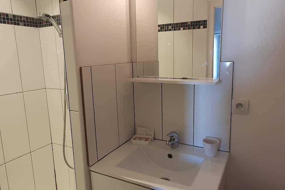 Foto 10 von 20: Doppelzimmer-Ensuite mit Dusche