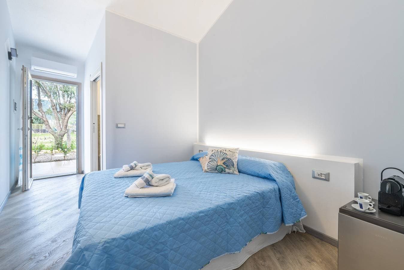 Foto 2 von 29: Mia Rooms: Doppelzimmer mit eigenem Bad