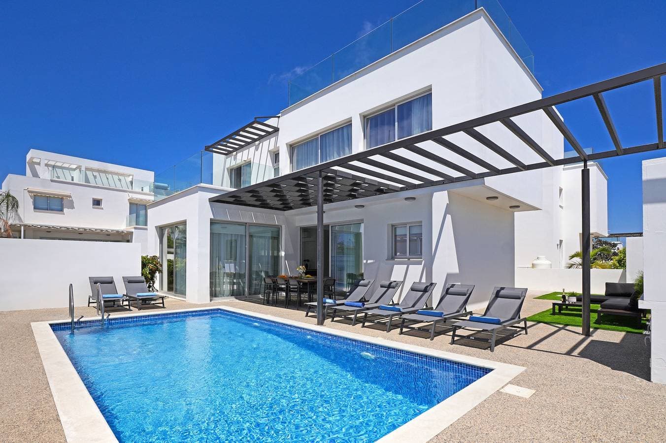 Villa 1
