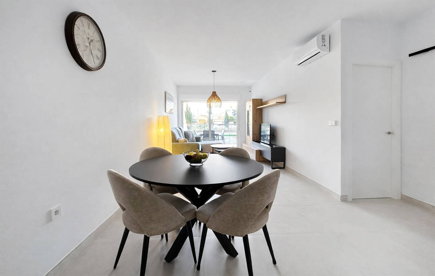 Foto 8 von 25: Gemütliche 2-Zimmer-Wohnung mit Pool und Terrasse in der Nähe von Pilar de la Horadada