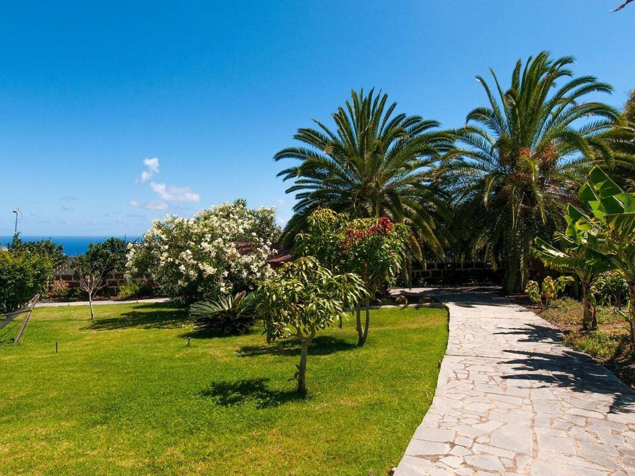 Foto 13 von 44: Five-Bedroom Holiday Home