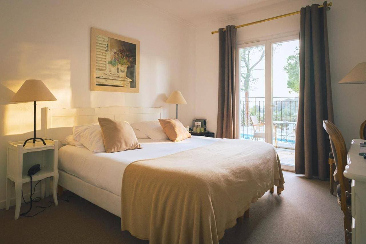 Foto 2 von 9: Double Room with Garden View
