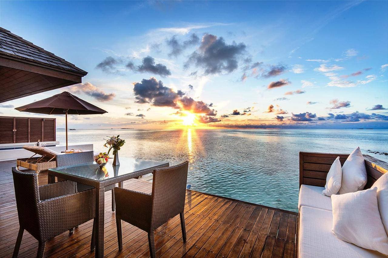 Foto 8 von 28: Sunset Water Suite with Private Pool - Complimentary Floating Breakfast (once per stay) for book dates, 10th Feb 2026 onwards, and stay dates 11 April to 30 September 2026