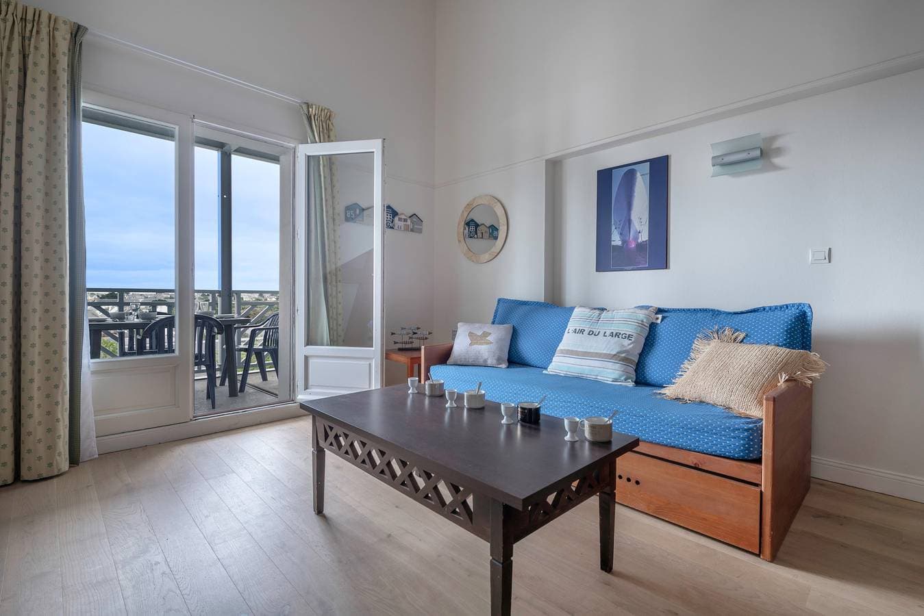 Foto 7 von 20: Maisonette mit Balkon, Pool und Strandzugang