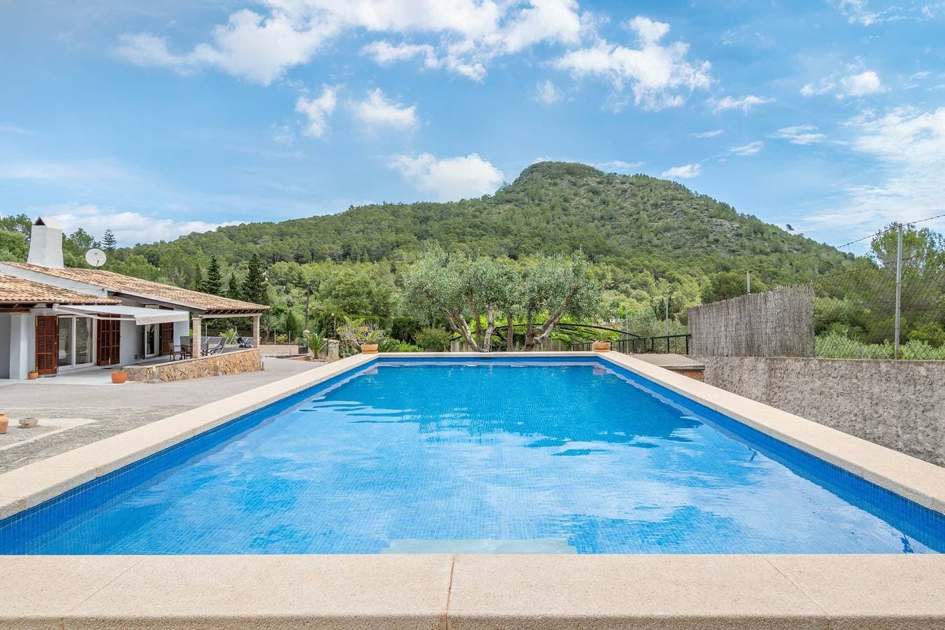 Foto 2 von 23: Landhaus 'Son Bessó' mit privatem Pool, WLAN und Klimaanlage