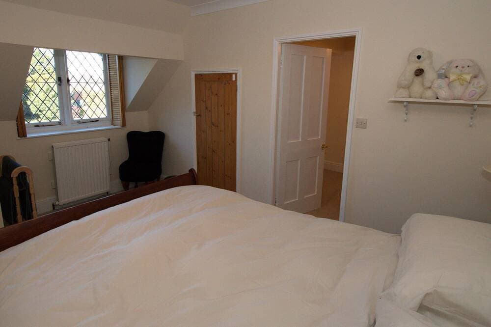 Foto 5 von 18: 2nd floor modern flat in large Edwardian house ten minutes’ walk from railway