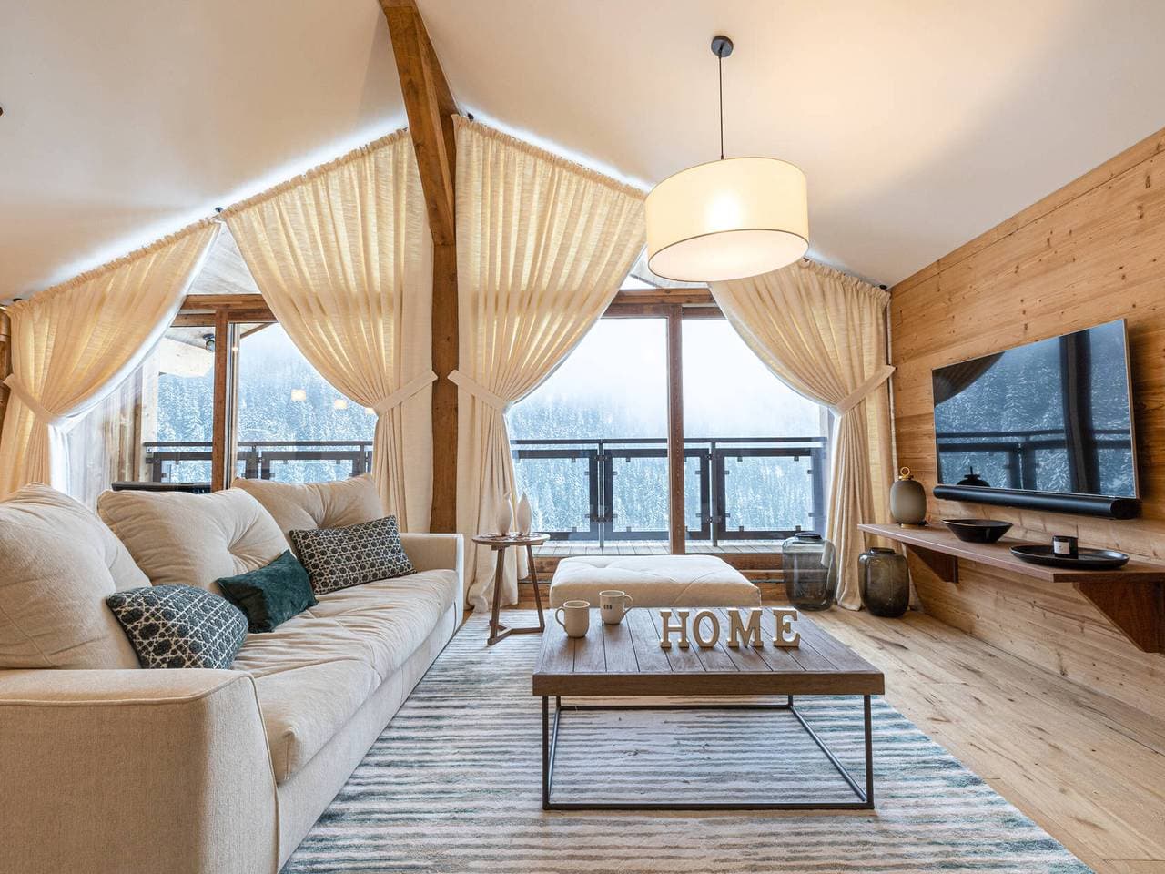 Hochwertige Wohnung in Courchevel 1650 mit Garage, Balkon und WLAN 1