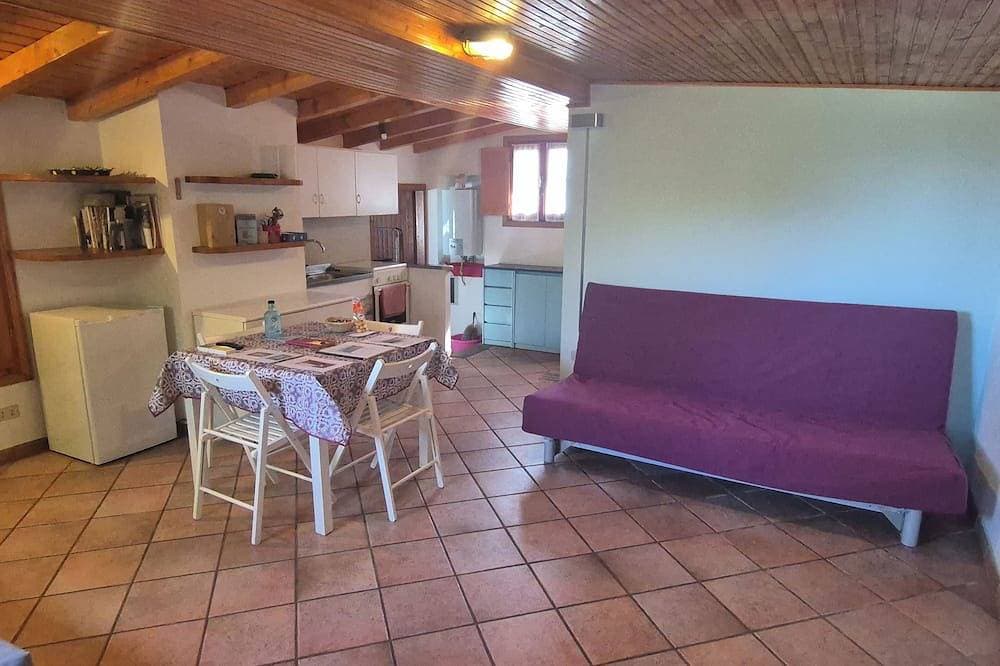 Foto 6 von 25: Ferienhaus am See mit privatem Garten und Seebrücke.