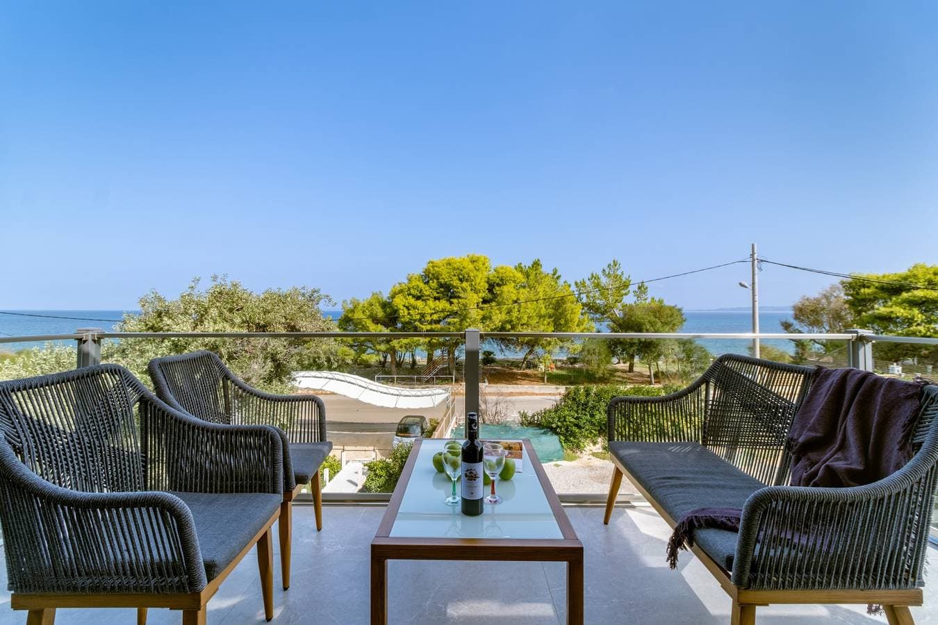 Foto 2 von 26: Villa mit Meerblick, Gemeinschaftsgarten und WLAN