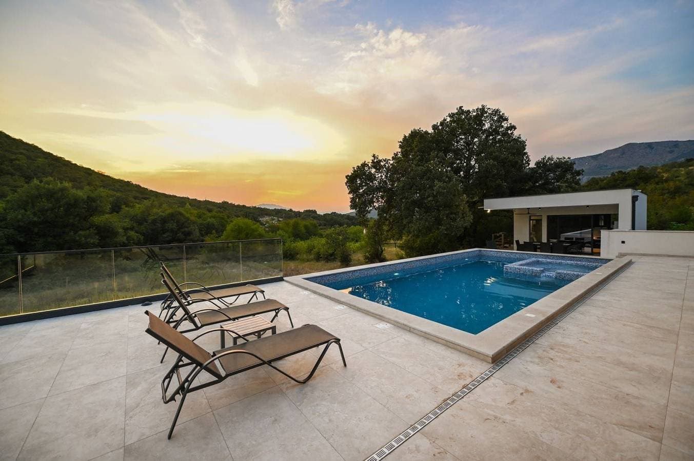 Foto 2 von 21: Villa Wakero with Heated Private Pool