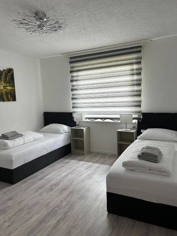 Foto 5 von 15: Three-Bedroom Apartment