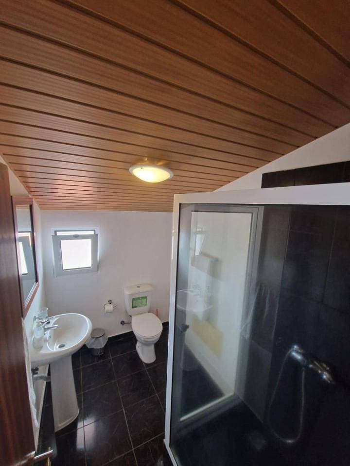 Foto 8 von 16: Double Room with Private Bathroom