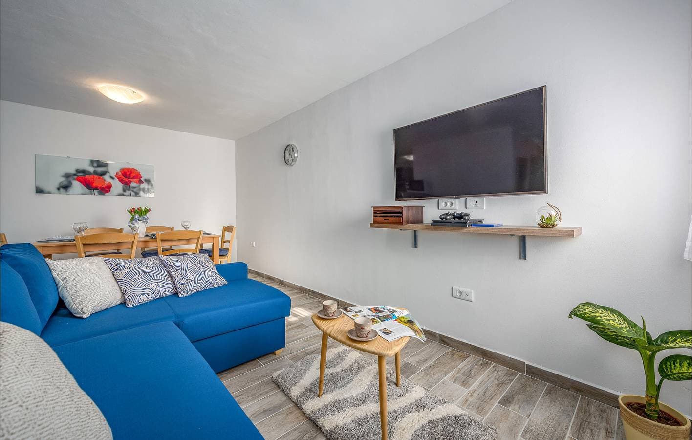 Foto 5 von 41: Charmante 2-Zimmer-Wohnung mit Pool und Terrasse, 2,5 km vom Stadtzentrum entfernt