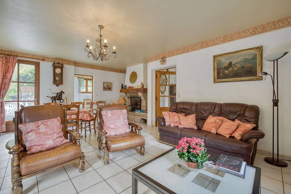 Foto 8 von 30: Abgeschiedene Private Unterkunft Einschließlich Pool Mit Unglaublichen Blick