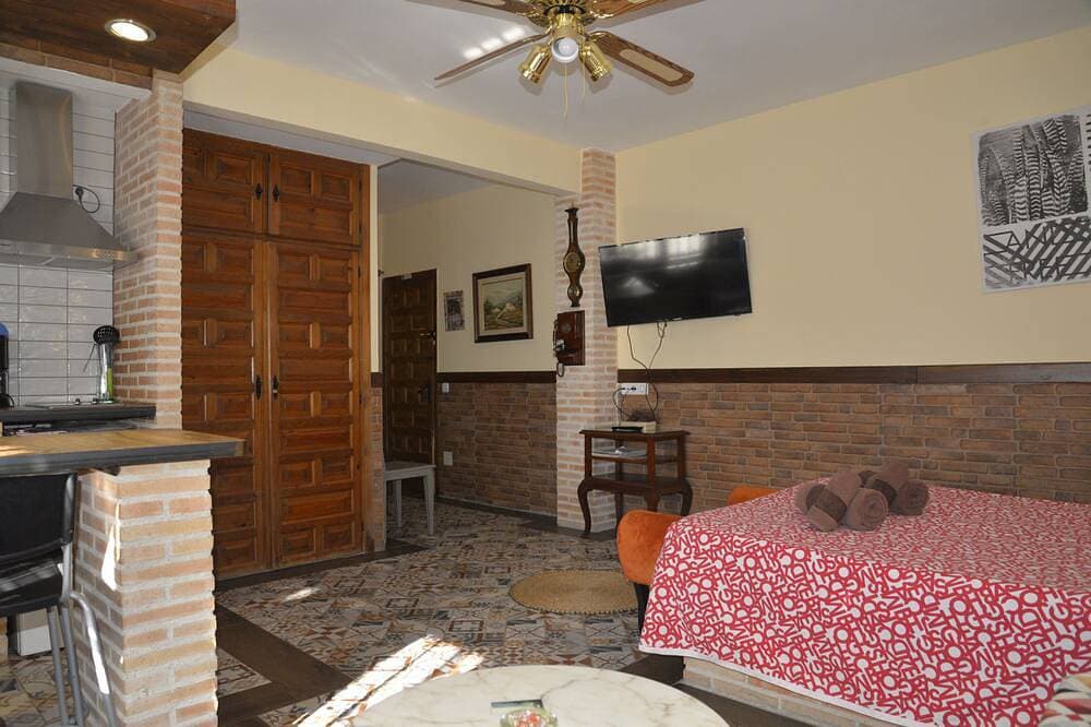 Foto 13 von 21: Yelmo - la casa de Galapagar Romantic apartment, for 2 persons