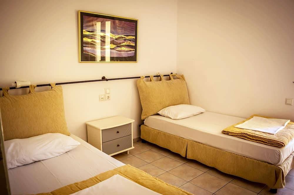 Foto 3 von 19: Villas Nine Muses - Villa Clio - Villa mit 3 Schlafzimmern
