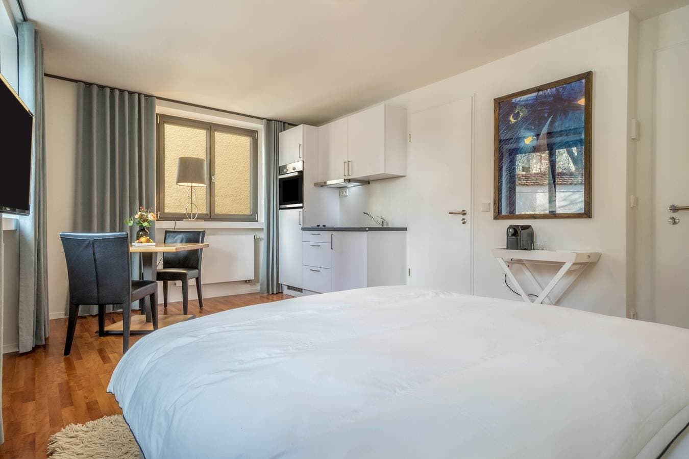 Foto 6 von 24: Modernes Einzimmer-Appartement Nr. 11 mitten im Stadtzentrum mit WLAN