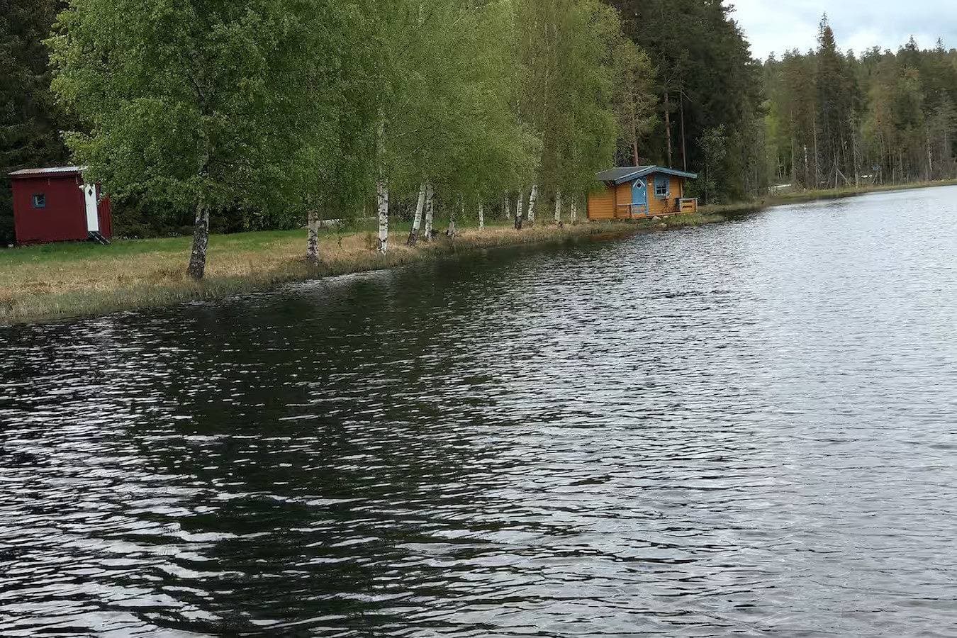 Foto 2 von 17: Miniferienhaus an einem Weiher in Bergslagen