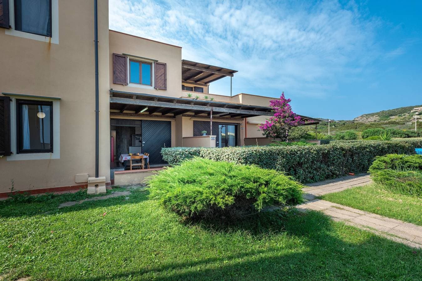 Foto 2 von 19: Ferienhaus "Pergola 707" wenige Meter vom Strand entfernt mit Klimaanlage und privater Terrasse