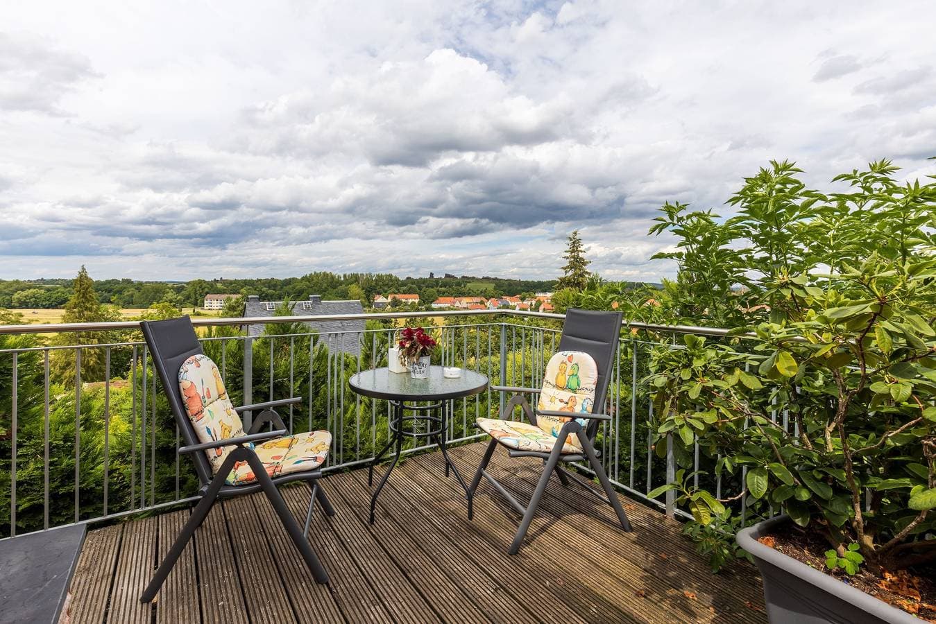 Foto 4 von 24: Ferienhaus 'Teufelsmauer-Blick' mit Bergblick, Gemeinschaftsterrasse und Wi-Fi