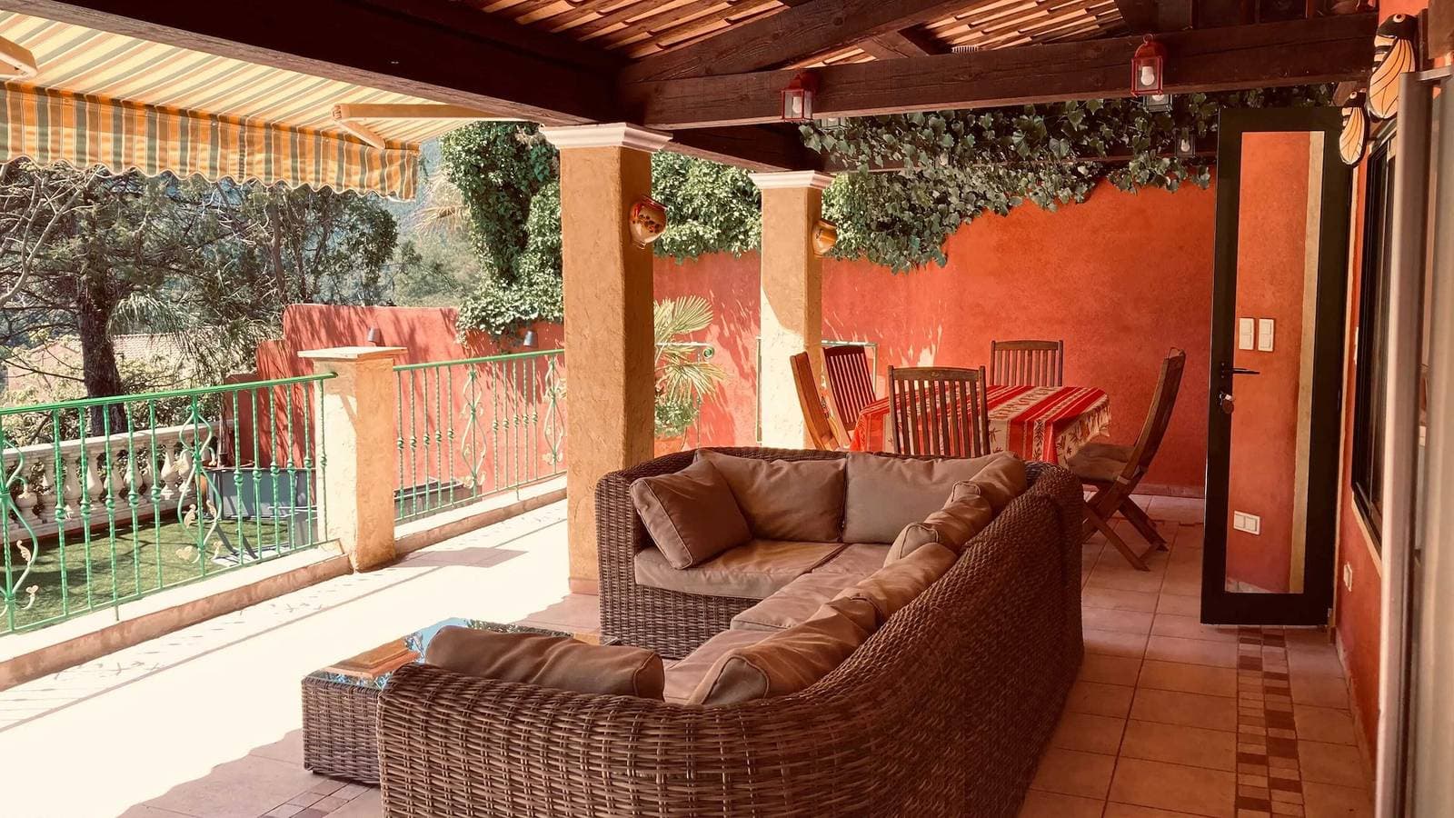 Foto 13 von 32: Freundliches Haus in Fréjus mit Infinity-Pool