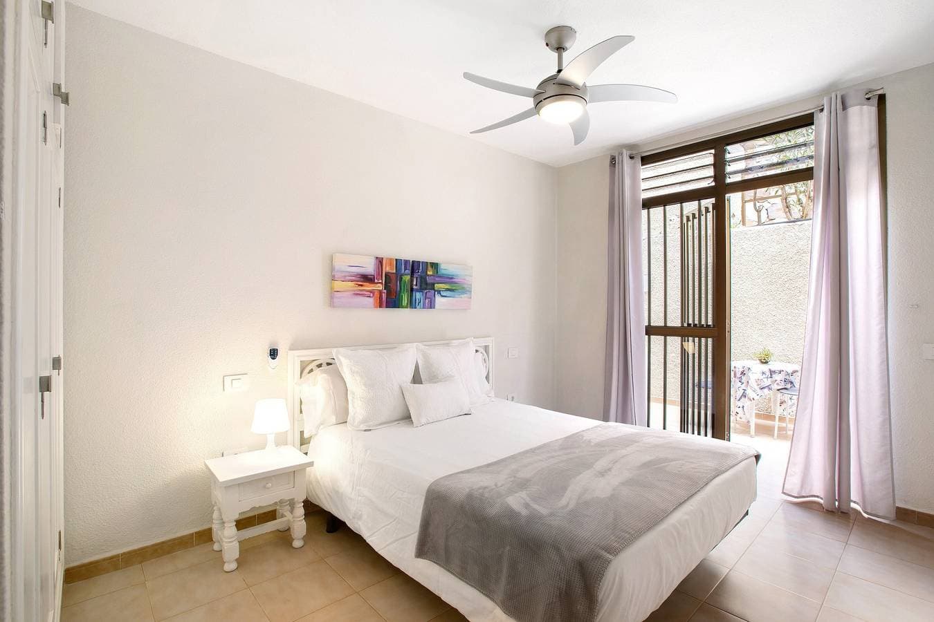 Foto 12 von 31: Helles Apartment auf Teneriffa nahe Strand: Pool, private Terrasse & WLAN