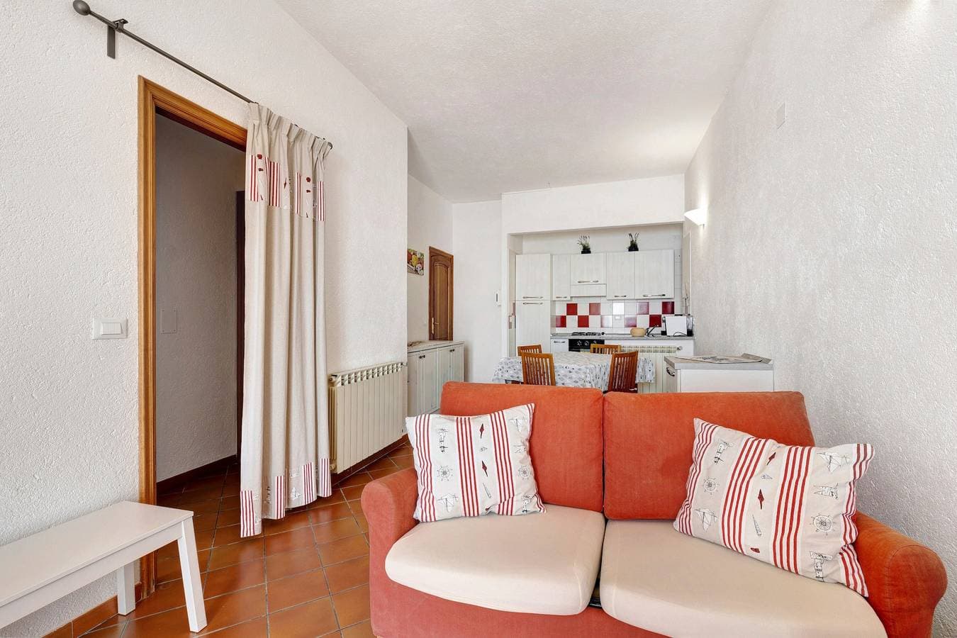 Foto 6 von 19: Ferienwohnung "Oleandro" mit Meerblick, Garten & WLAN