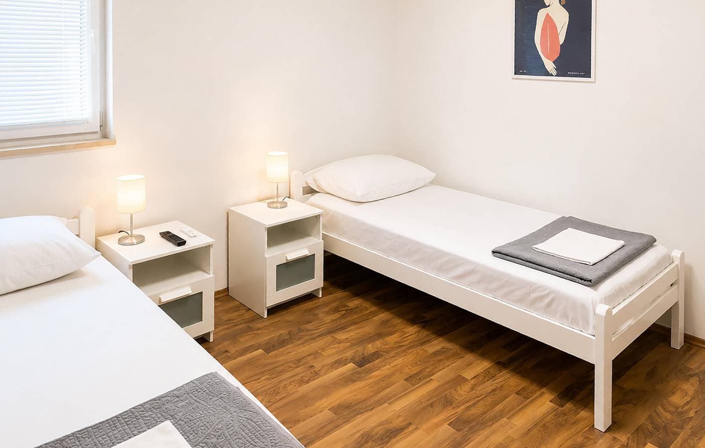 Foto 8 von 23: Gemütlich, 2 km von der Küste entfernt: WLAN, Klimaanlage, Parkplatz, Terrasse und Küche!