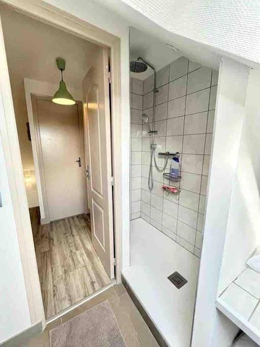 Foto 6 von 19: Three-Bedroom House