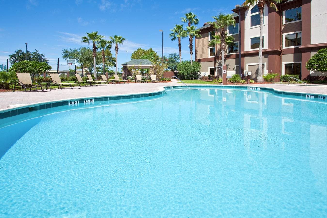 Foto 4 von 19: Ferienwohnung für 4 Personen mit Pool