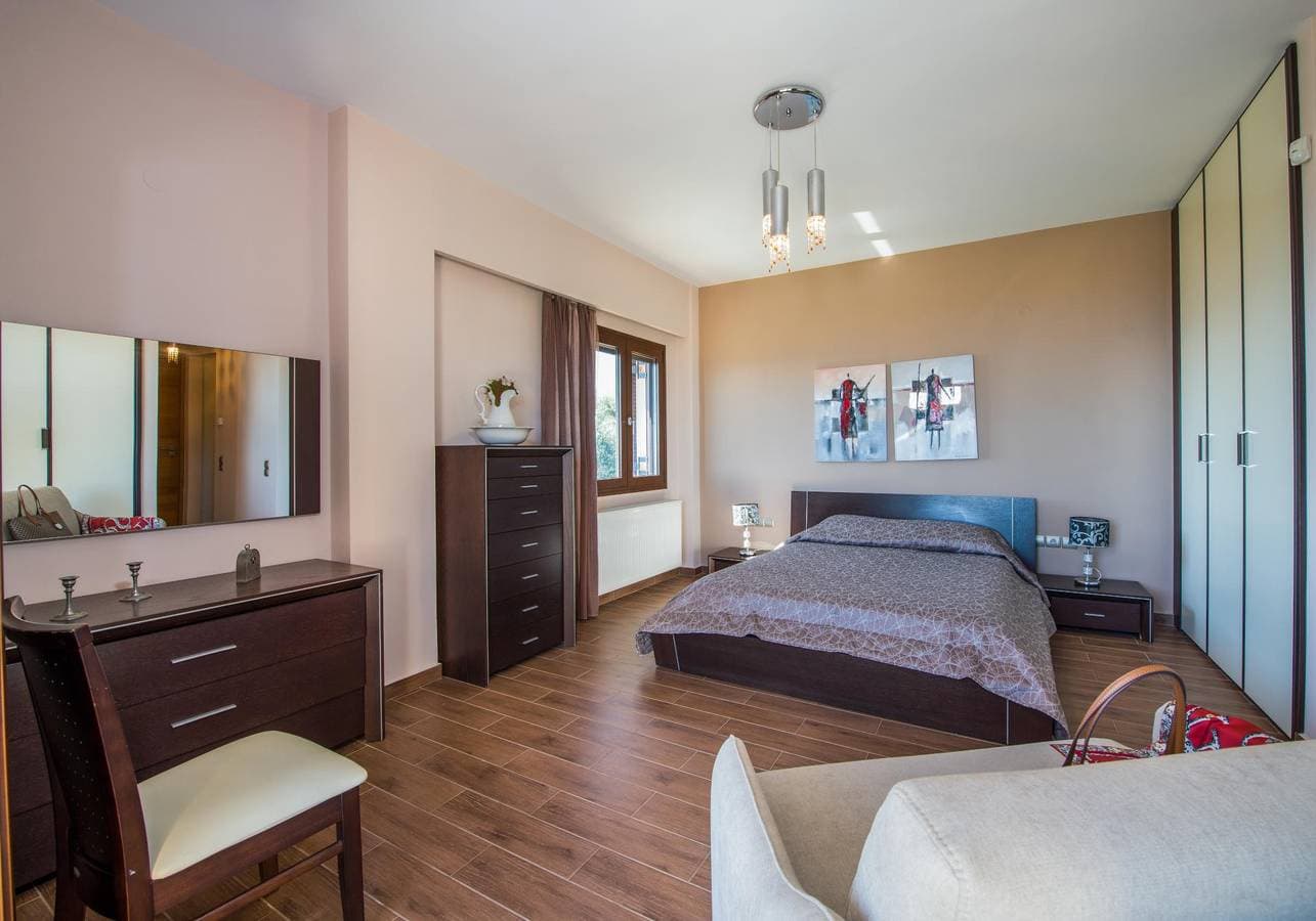 Foto 2 von 38: Villa für 8 Personen mit Garten