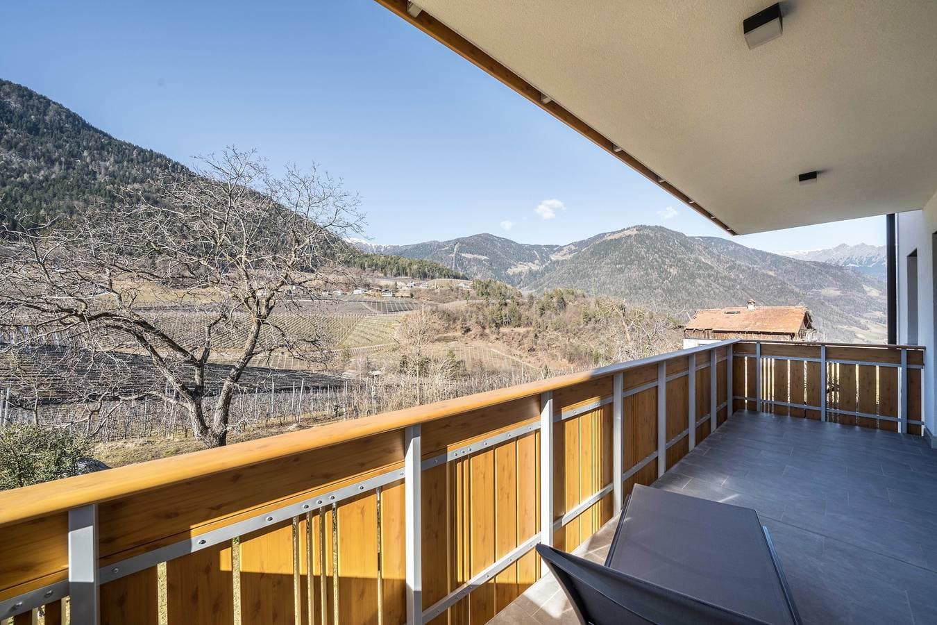 Foto 7 von 19: Ferienwohnung "Sunnig - Sonnenlicht" mit Bergblick, Balkon & WLAN