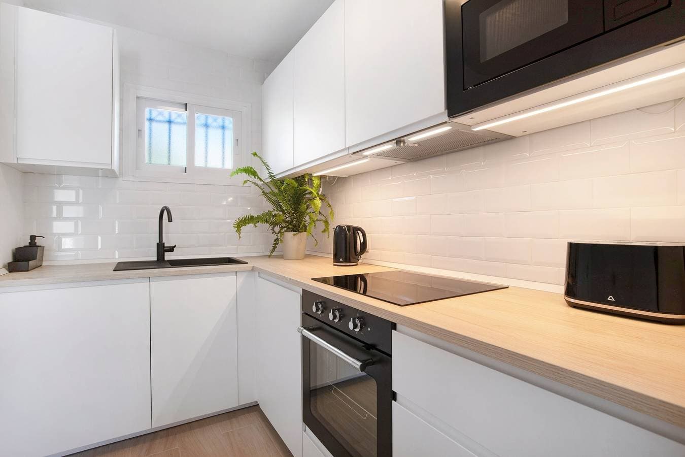 Foto 9 von 27: Apartment 'Joya' mit Gemeinschaftspool, WLAN und Klimaanlage