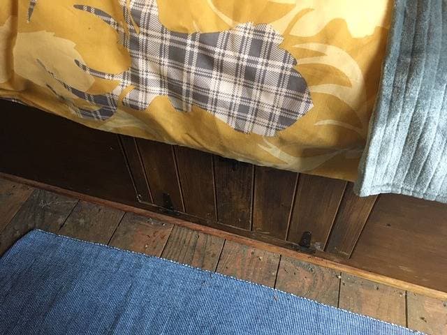 Foto 8 von 32: Blockhütte für 2 Personen mit Terrasse