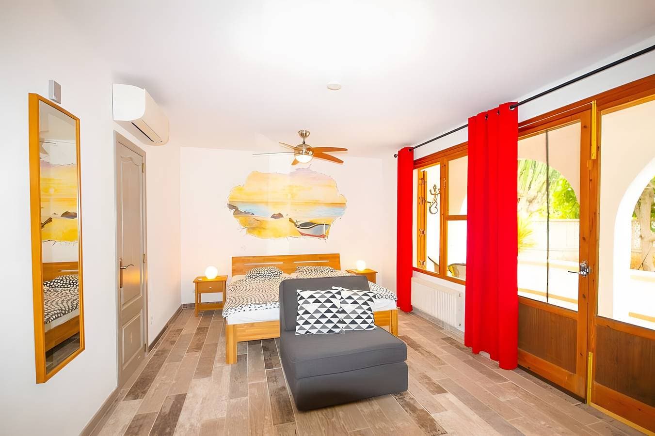 Foto 11 von 27: Traumhaftes Ferienhaus in Strandnähe mit mediterranem Garten in Cala Millor auf Mallorca