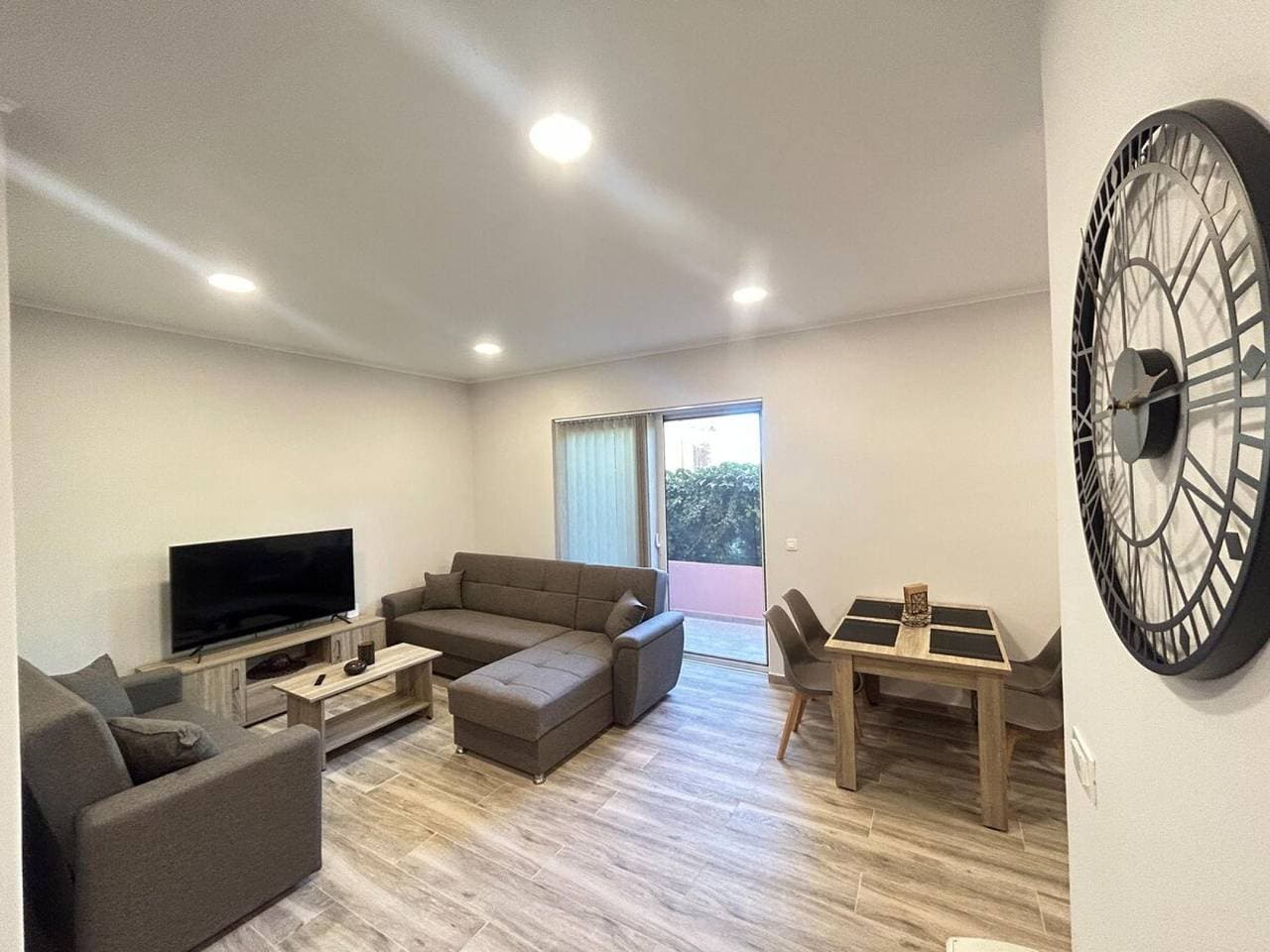 Foto 8 von 39: Ferienhaus für 5 Personen mit Balkon