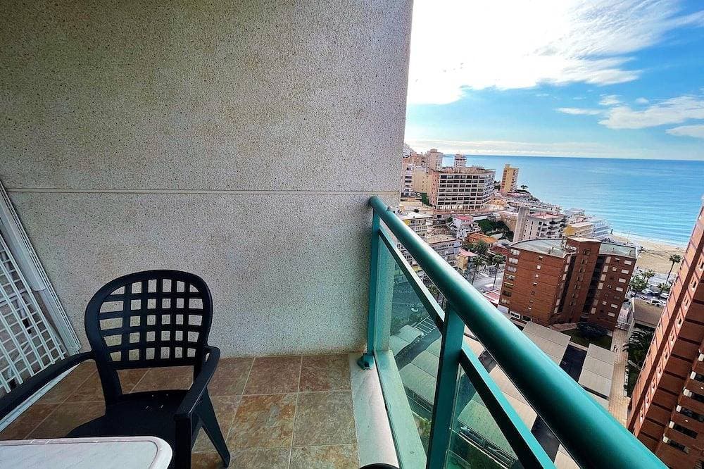 Nice apartment with sea view and close to the beach 1
