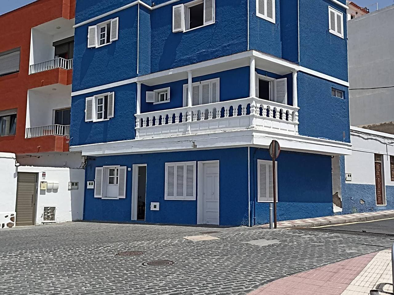 Foto 7 von 38: Ferienwohnung für 8 Personen mit Balkon