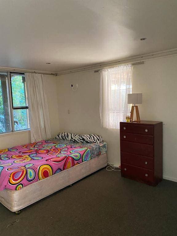 Foto 8 von 22: Ruhige Gästezimmer in Browns Bay mit Blick auf den Garten
