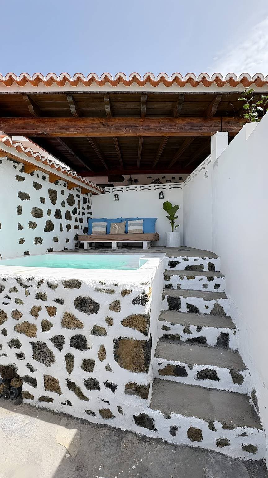 Foto 3 von 15: Ferienhaus 'Lagar De Elba' mit Meerblick, privatem Pool und WLAN