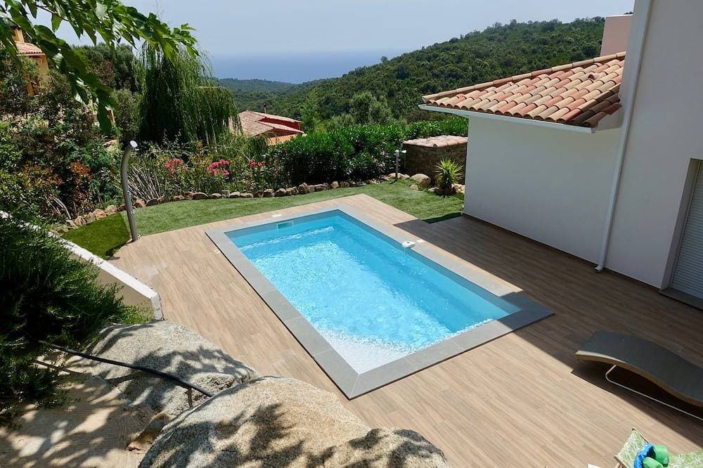 Familienvilla auf den Höhen von Solenzara - Meerblick - Beheiztes Schwimmbad 1