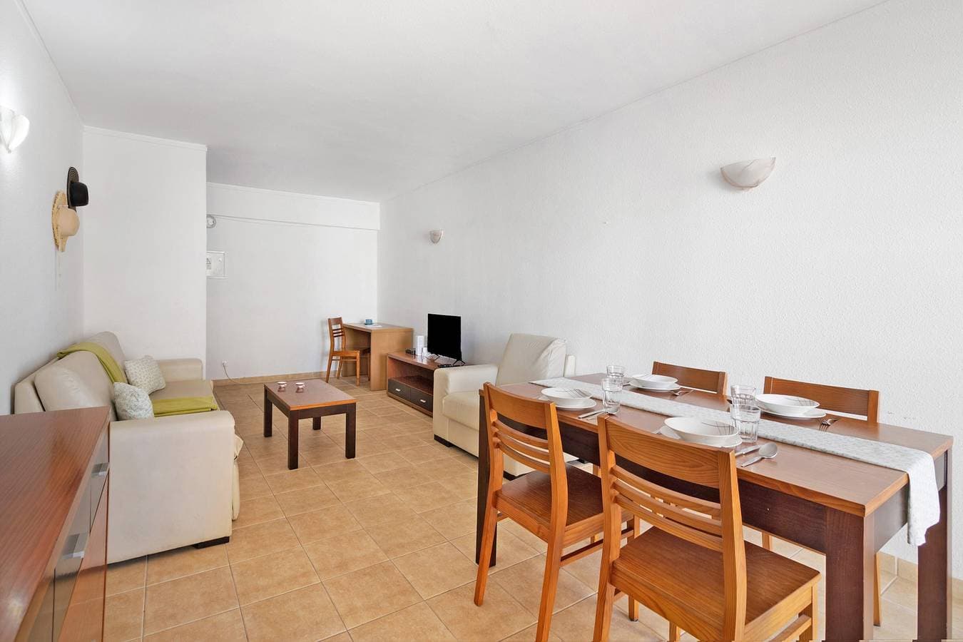 Foto 6 von 20: Apartment 'Gabriel 5 G' mit Meerblick, Gemeinschaftspool und WLAN