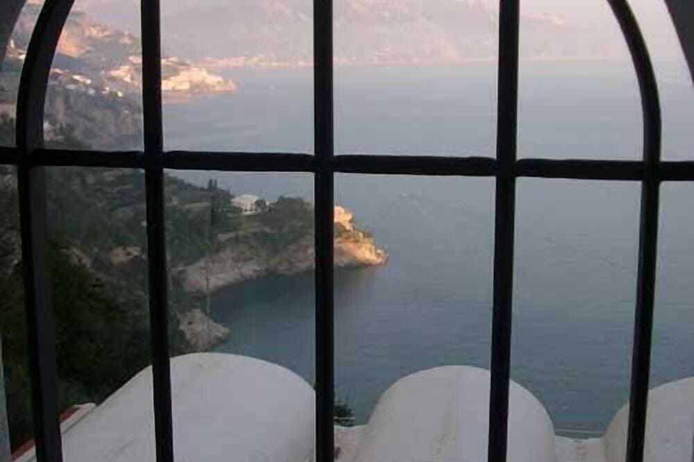 Foto 9 von 14: Sehr schönes Haus mit Meerblick und privaten Gärten und Terrassen