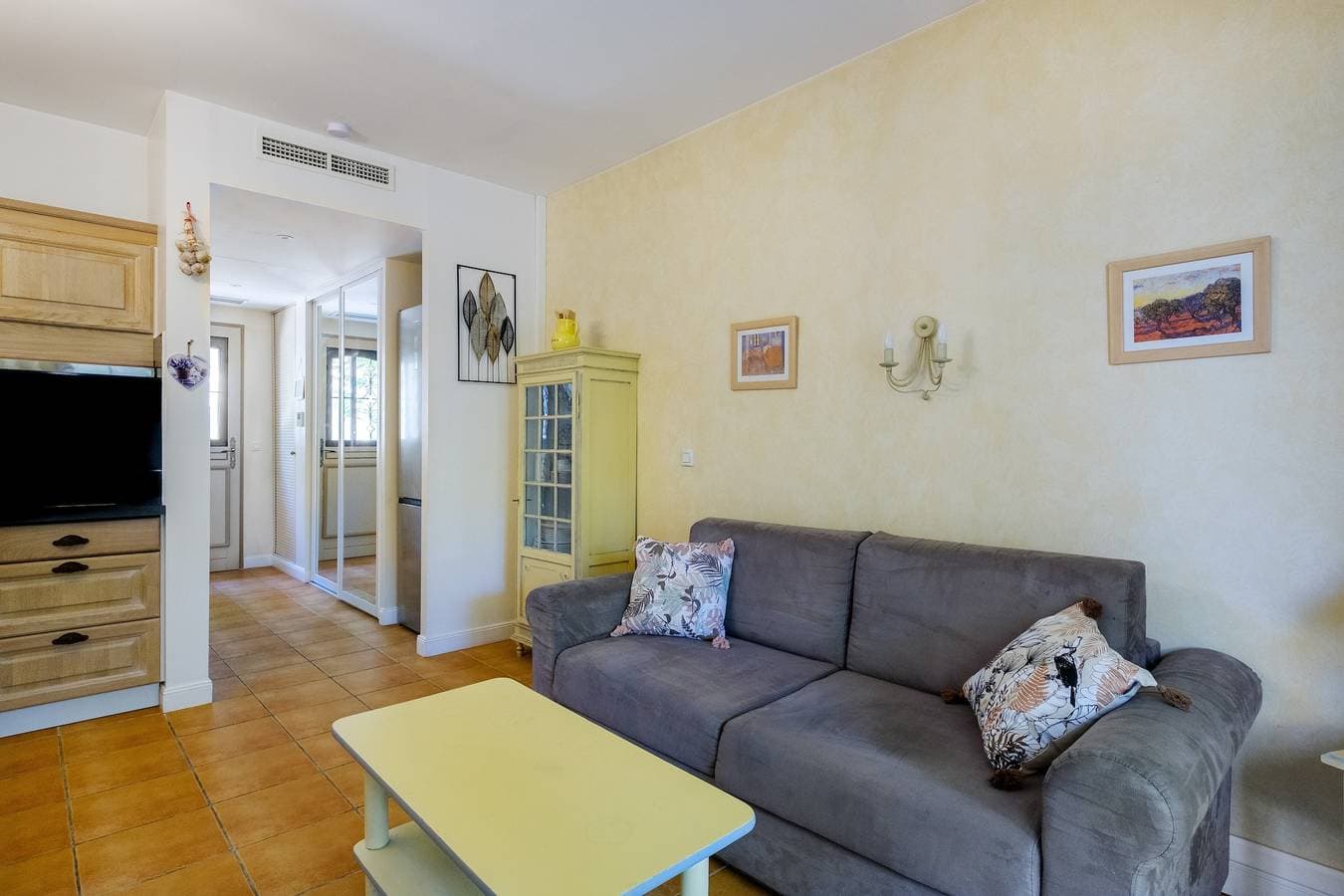 Foto 5 von 18: Studio-Apartment 'Domaine De Fayence' mit Gemeinschaftspool, WLAN und Klimaanlage