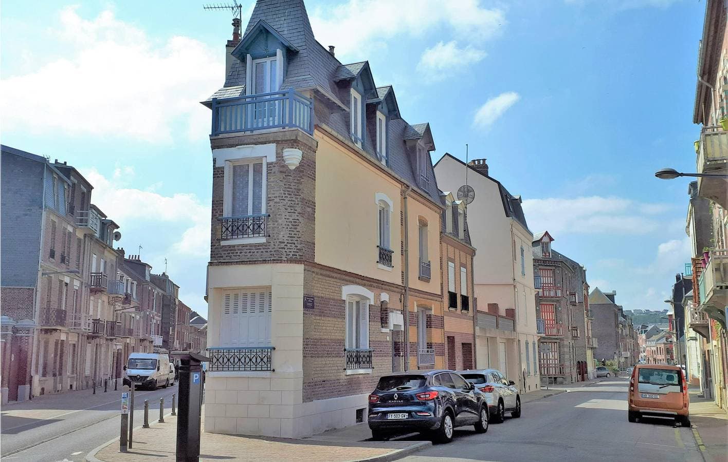 Apartment mit Meerblick, WiFi und Parkplatz, 1,5 km zum Strand 1